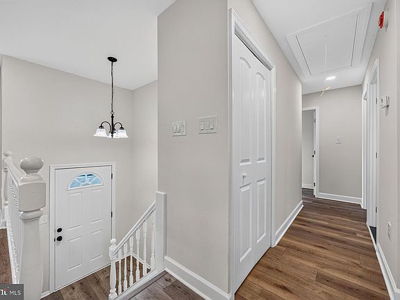 5th image of 8251 Rupert Rd S