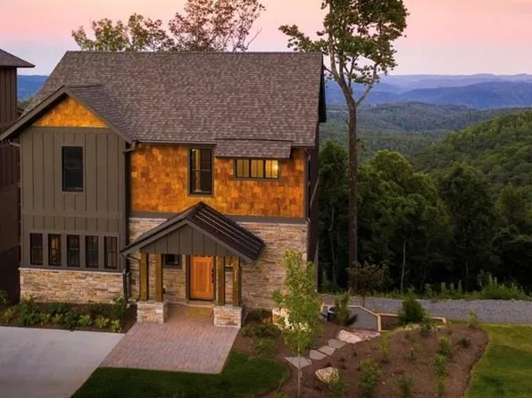 135 Westridge St, Boone, NC 28607