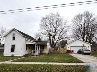 930 Selby St, Findlay, OH 45840