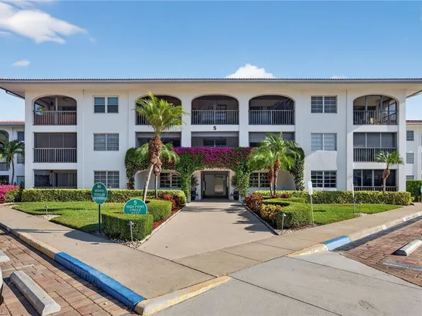 5 High Point Cir W, Naples, FL