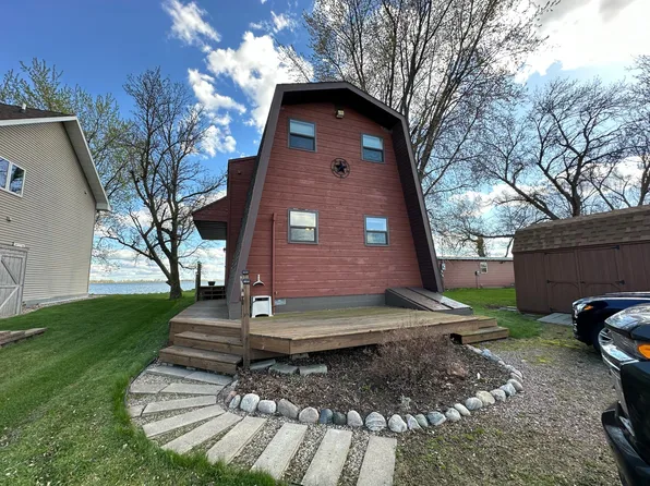 8665 123rd Ave SE, Lake Lillian, MN 56253