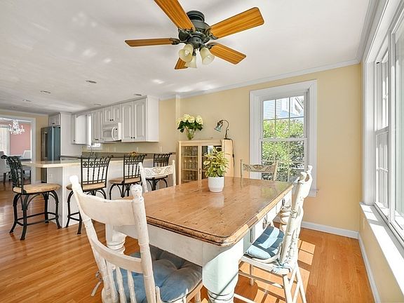 5th image of 22 Gulliver St