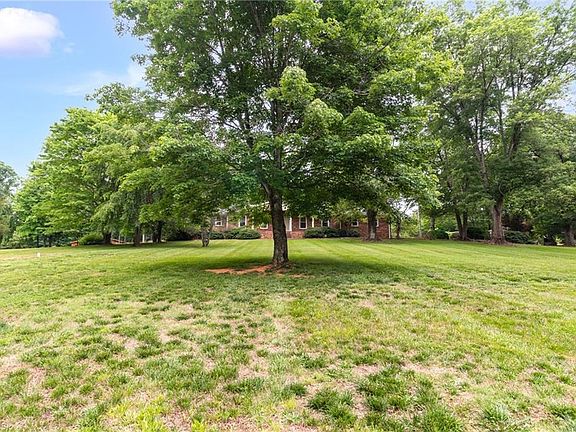 2nd image of 706 Whitaker Chapel Rd