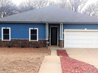 220 Cotton Dr, Mansfield, TX 76063