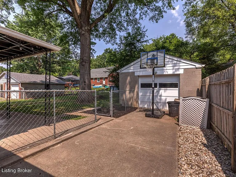 1625 Nightingale Rd — Photo 42