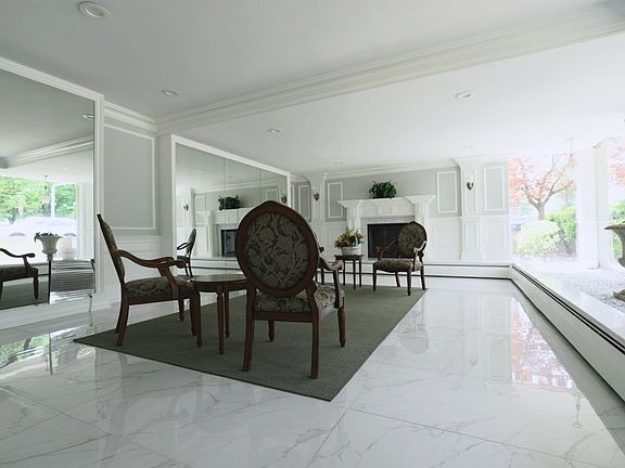 2nd image of 55 S Bergen Pl APT 3D