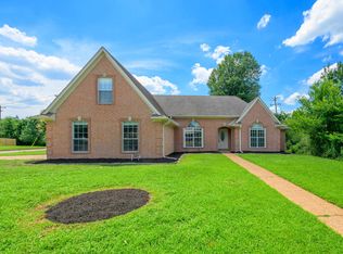 597 Shelley Renee Ln, Cordova, TN 38018