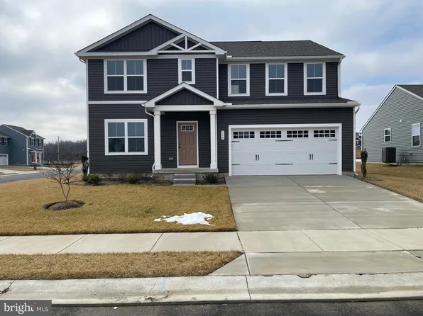 714 Four Seasons Ct, Seaford, DE 19973