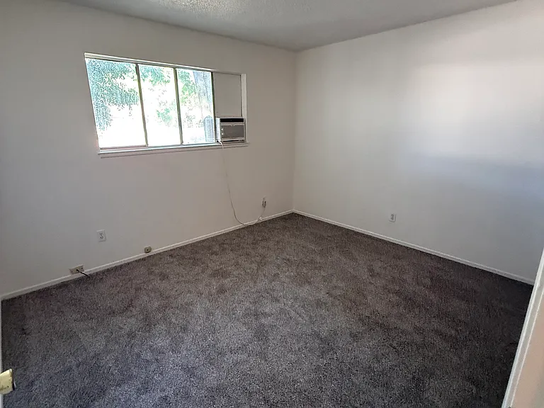608 Ventura Ave #606 — Photo 9