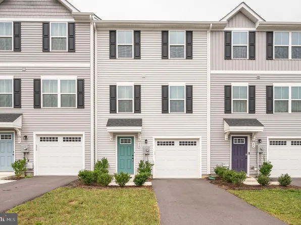 50 Ogunquit Dr, Martinsburg, WV 25403