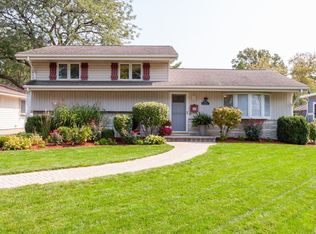 5905 Blodgett Ave, Downers Grove, IL 60516