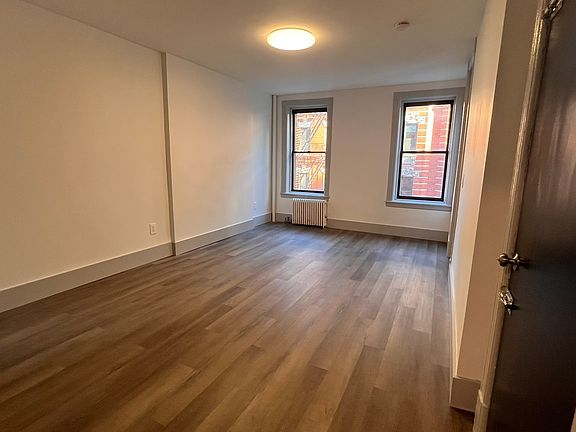 4th image of 69 Thompson St APT 5