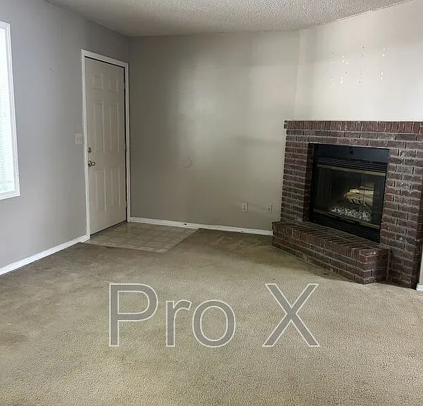 508 E Monroe St #B — Photo 4