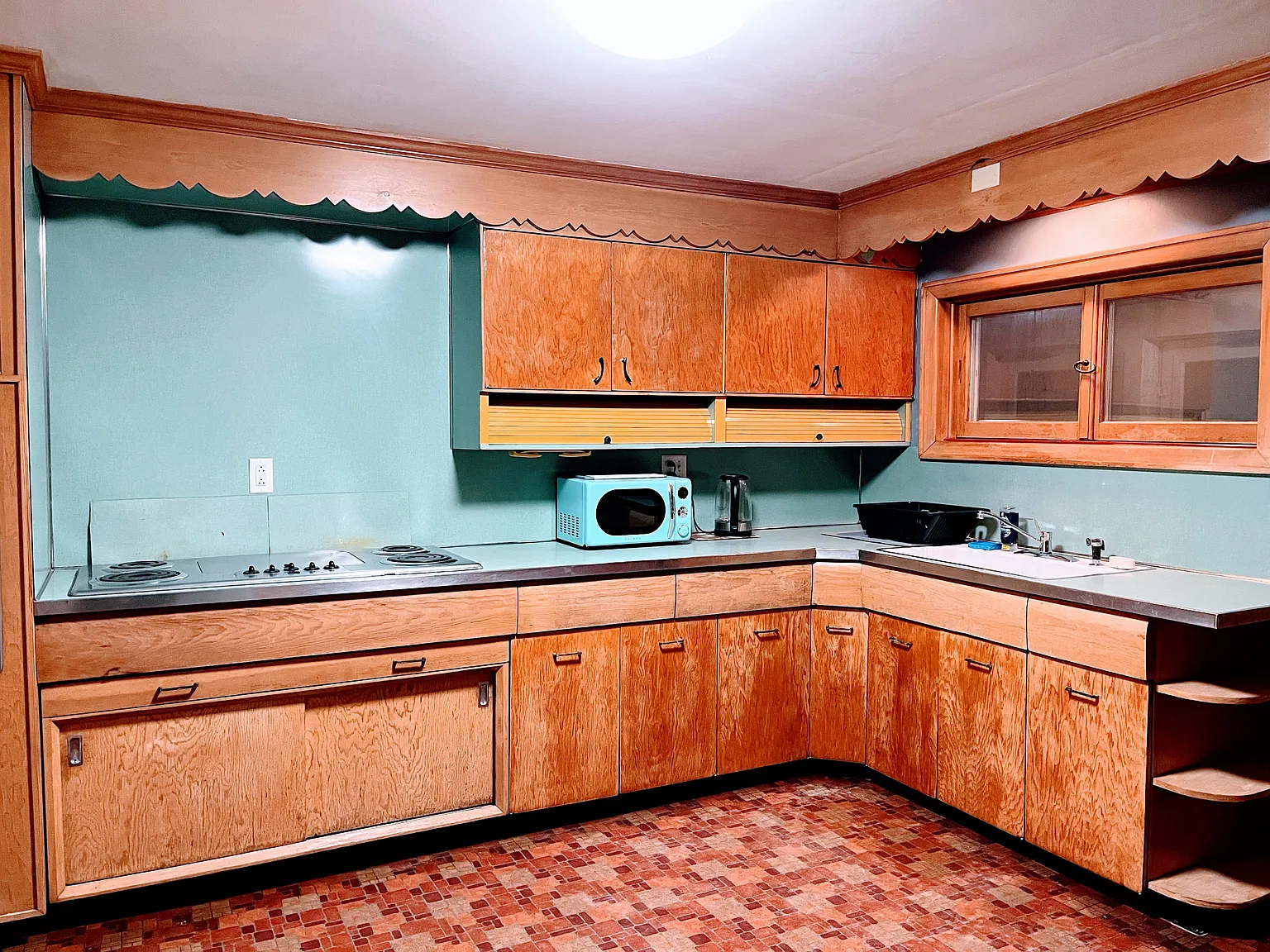 2 bed, 1200 sqft, $1,700 — Photo 2