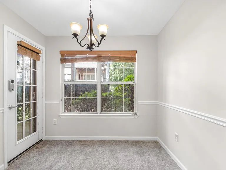 919 Hillside Lake Ter #310 — Photo 5