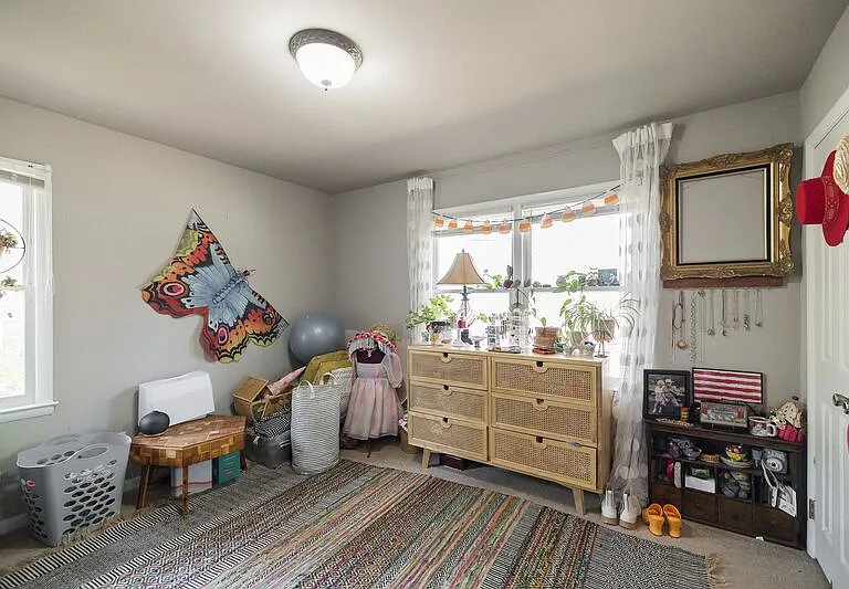 2227 S Milledge Ave — Photo 12
