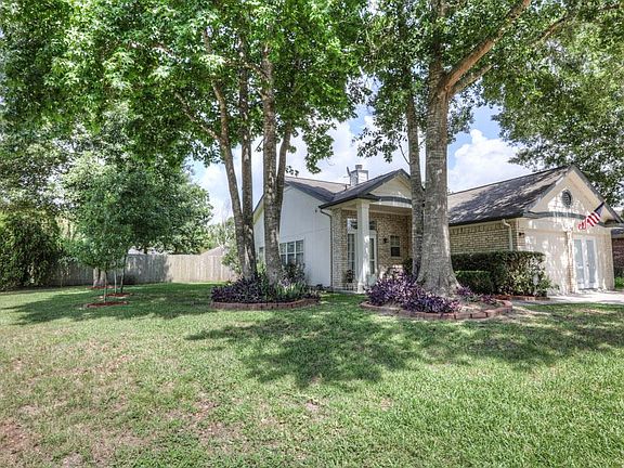 2nd image of 24211 Hard Wood Dr