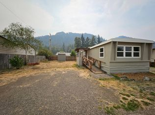 76332 Rainbow St #47A, Oakridge, OR 97463