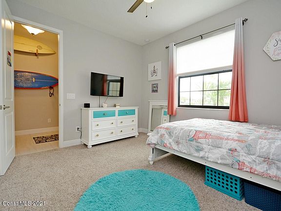 5th image of 3565 Archdale St