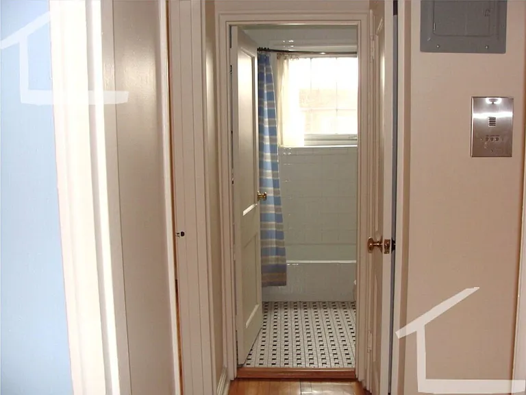 30 Saint Paul St #A6 — Photo 17