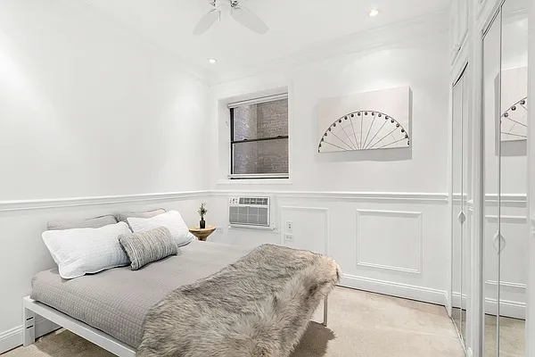 Sold by Compass | media 7