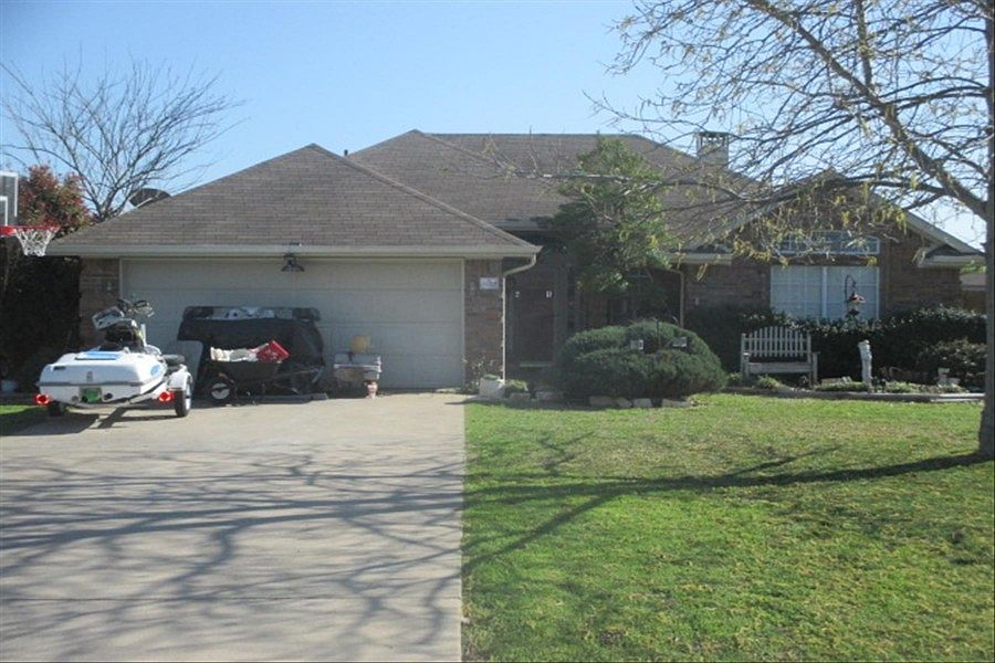 1st image of 306 Janis Ln
