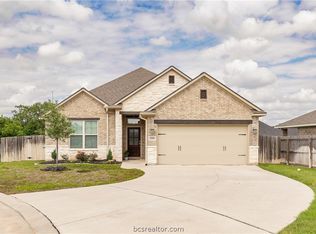 2700 Colony Vista Ct, Bryan, TX 77808