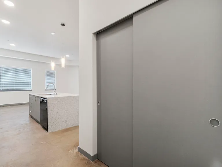 1 Bedroom LiveWork