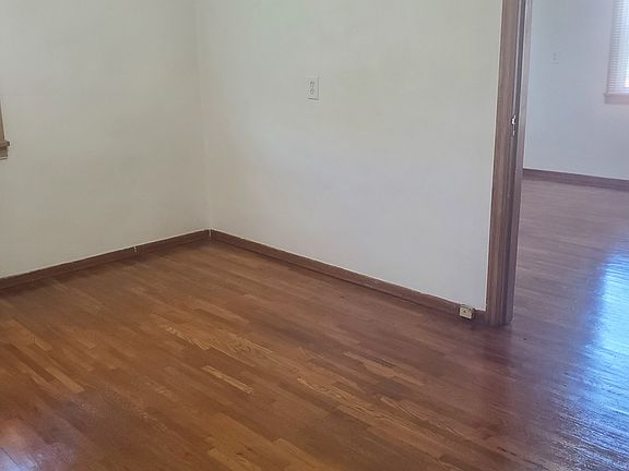 5th image of 602 S 8th Ave #1