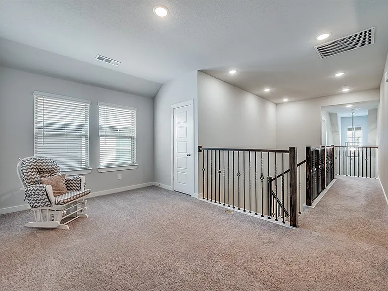 4713 Honeysuckle Ct — Photo 22