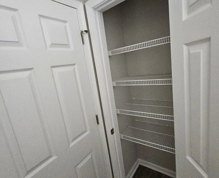 135 Aidan Ct — Photo 35