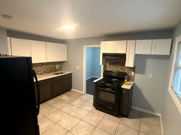 30-32 Hanford St #2L, Newark, NJ 07114