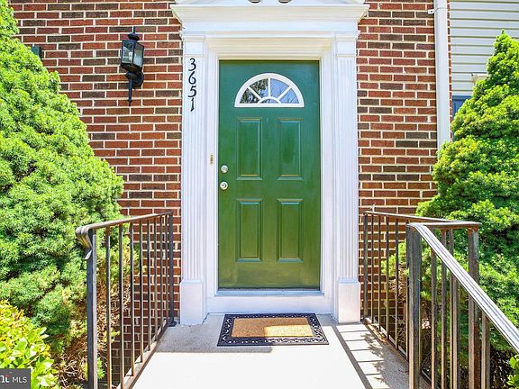 5th image of 3651 La Harve Pl