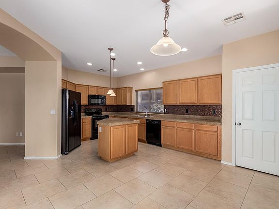 2nd image of 18981 E Superstition Dr