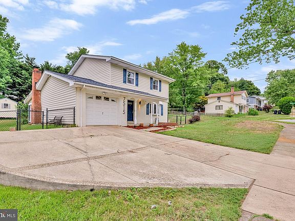 2nd image of 7515 Lenham Dr