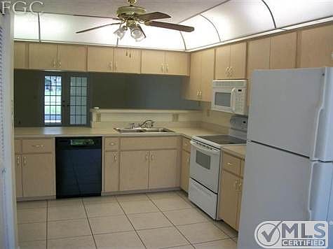 2nd image of 4826 SW 23rd Ave