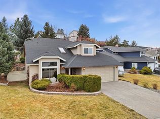 842 Greybriar Ct, Kamloops, BC V1S 1K5