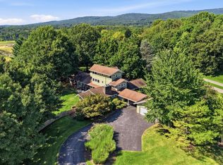 6303 Winpenny Dr, Frederick, MD 21702