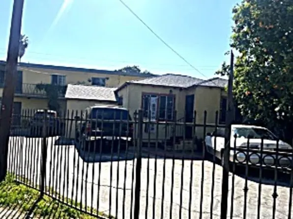 1800 Carmona Ave, Los Angeles, CA 90019