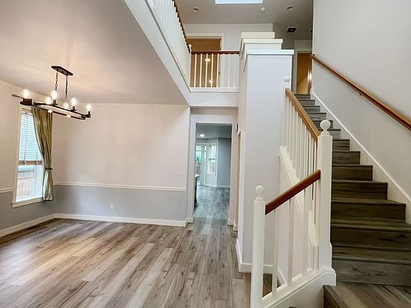 3rd image of 21425 SE 1st Pl