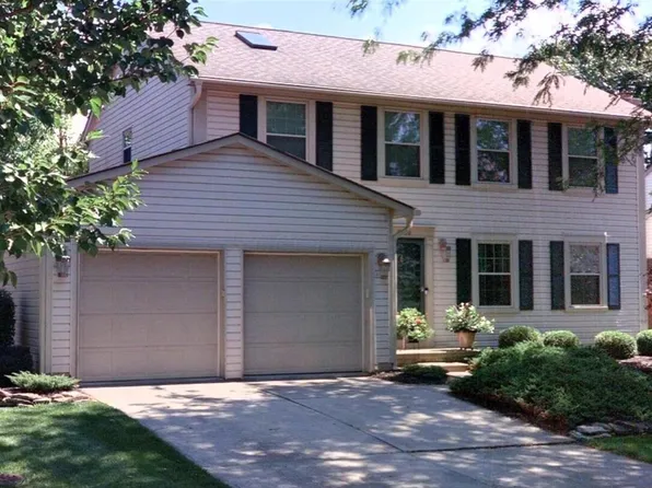6900 Pine Bark Ln, Columbus, OH 43235