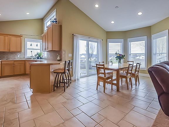 5th image of 1513 Savannah Dr