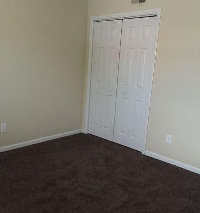 4th image of 1930 Peabody Ln APT 1