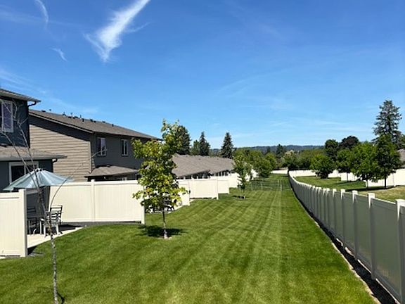 3rd image of 925-27 S Fox Ln #927