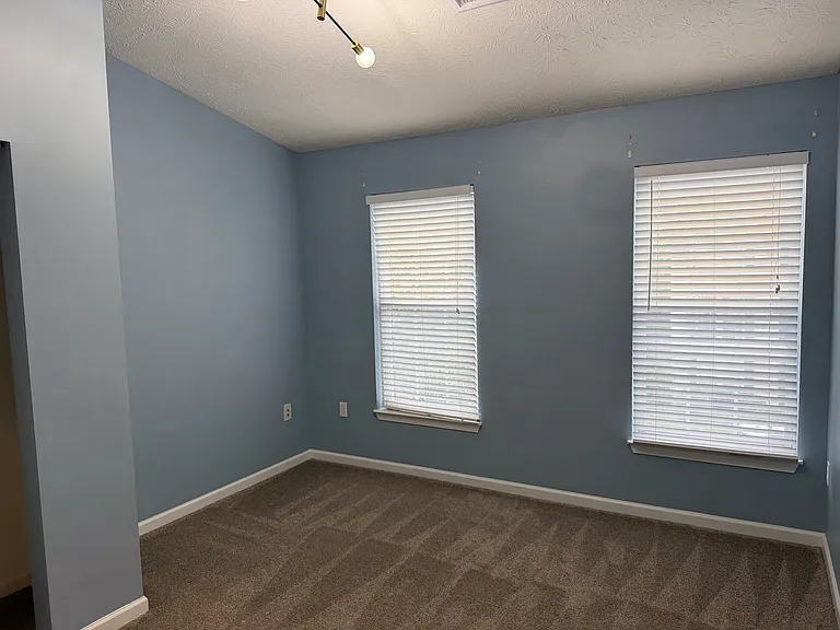 505 Garden Way — Photo 11