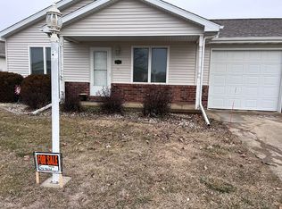 135 Easy St, Washington, IL 61571