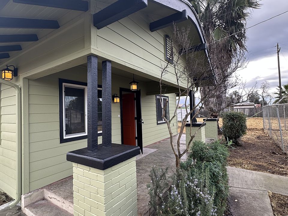 1st image of 750 N Pleasant Ave