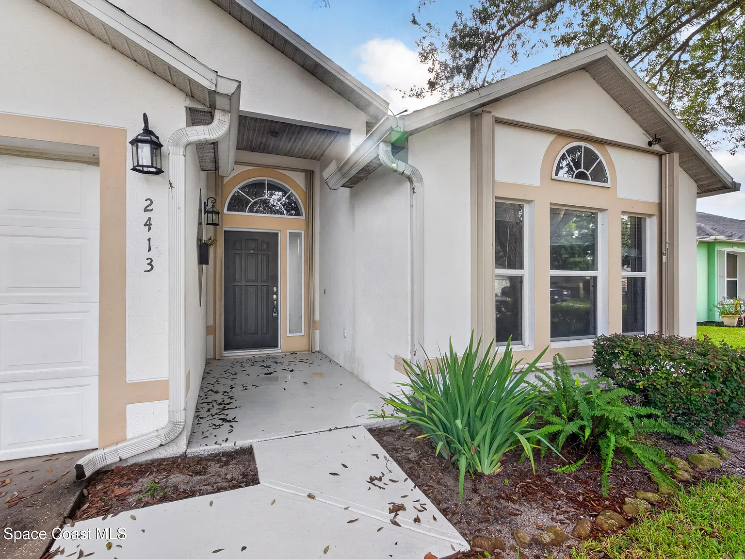 4 bed, 2.0 bath, 1875 sqft, $2,800 — Photo 4