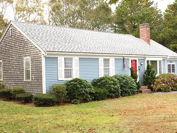 5th image of 23 Seabrook Dr