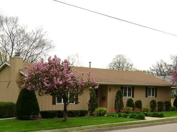 712 Clark St, Marseilles, IL 61341